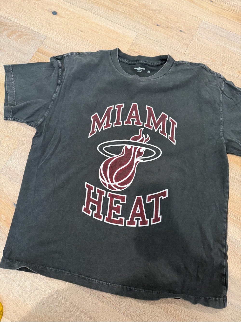Abercrombie soft A&F tee oversized Miami L